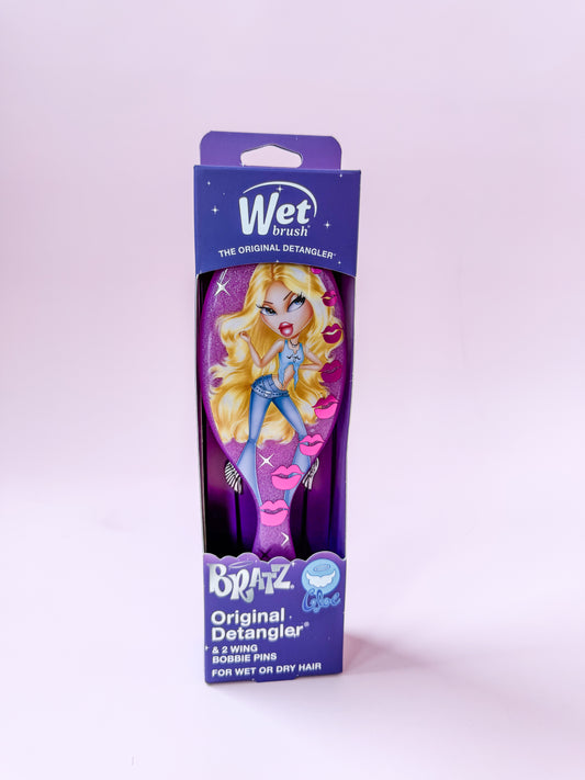 CLOE- Bratz x Wet Brush Original Detangler